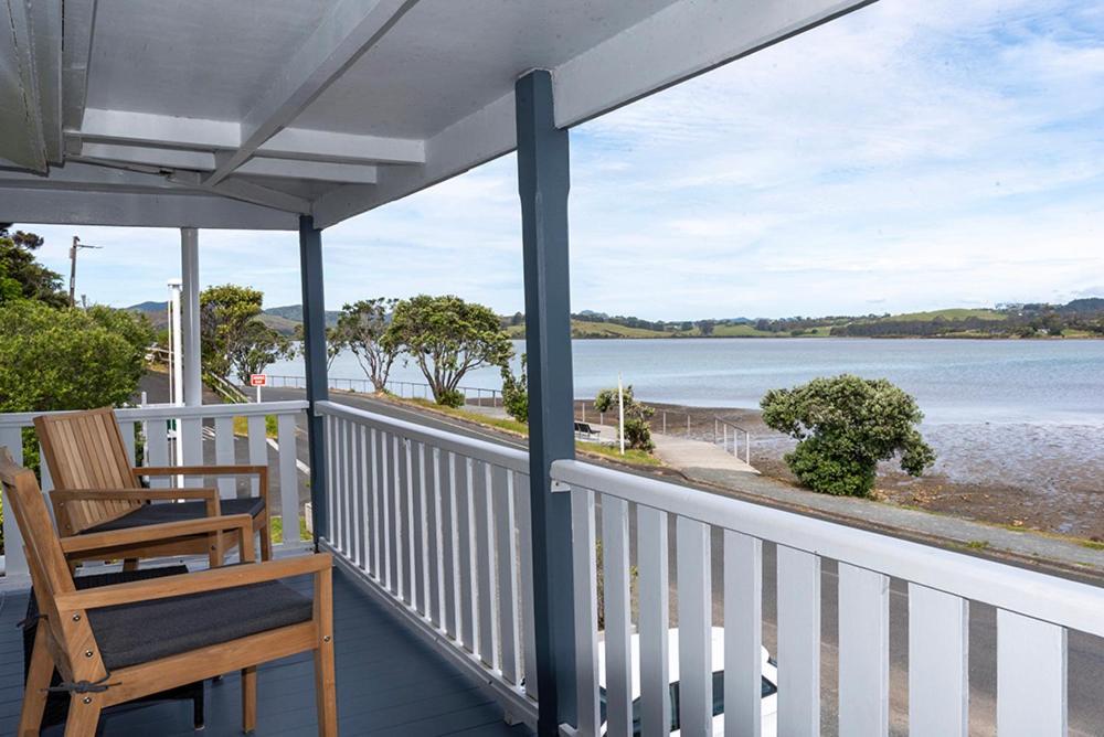 The Old Oak Boutique Hotel Mangonui Exterior foto